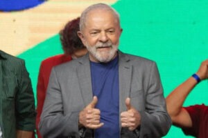 Advogados enrolados com Polícia Federal que lutaram pelo fim da La Jato são grandes doadores a Lula | 12/8