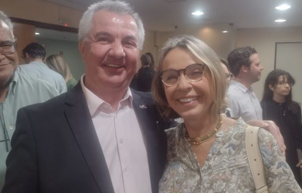 tiao-pelaes-e-rita-camata.jpg 22 de fevereiro de 2024 28 KB