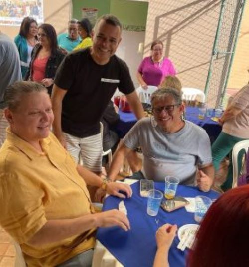 ronoaldo-nota-com-prefeito-280x300-1.jpg 5 de março de 2024 47 KB