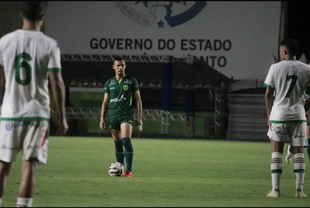 Porto Vitória é derrotado