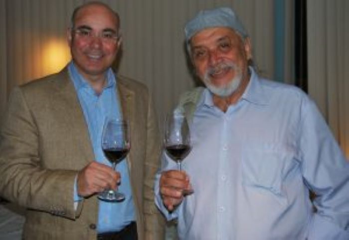 Carlos-Lucas-e-Oleari-vinhos-Baton-300x206-outra-foto.jpg