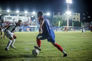 De olho na primeira vitória