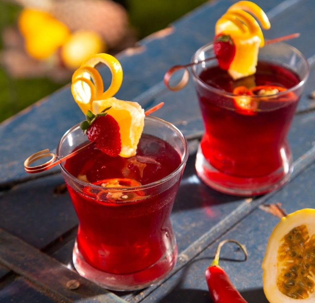 Brinde aos bartenders