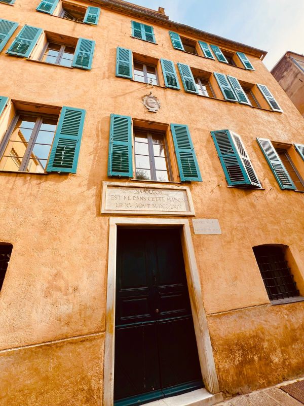 lonen-a-casa-onde-morou-napoleao.jpg