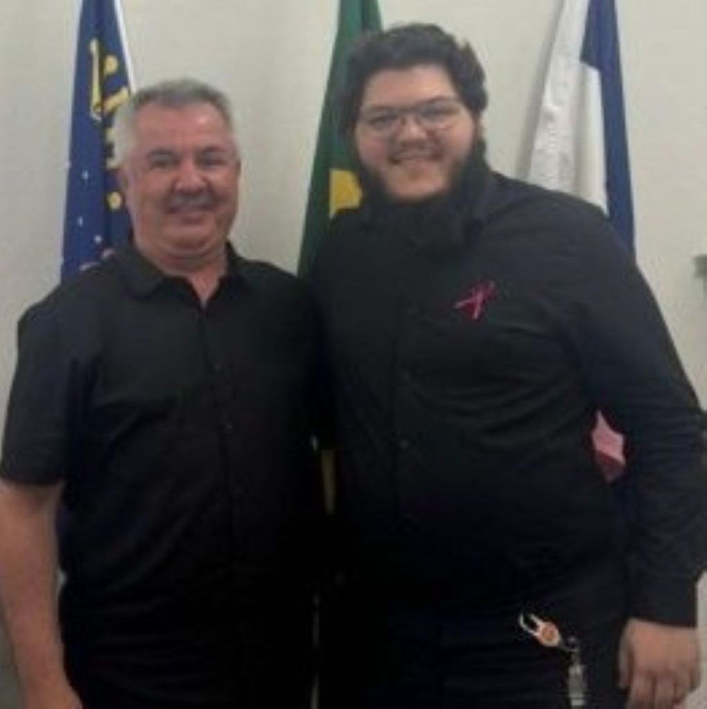 visitas de Tião Pelaes Em uma visita surpresa, eu e o Vereador Elizeu Siqueira (União Brasil) fomos a uma visita de surpresa.