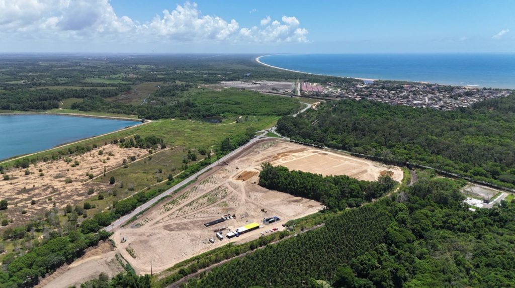 Terreno-onde-sera-construida-a-Adufertil-em-Aracruz.jpeg