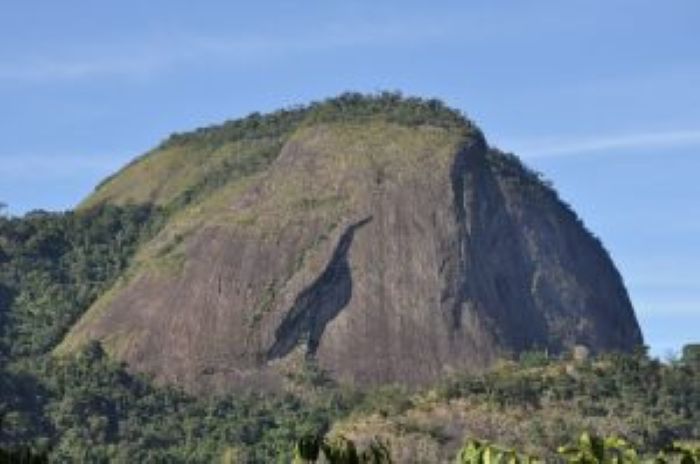 Pedra_da_Ema_Cachoeiro_de_Itapemirim_ES-300x199-outra-foto.jpg17 de julho de 2026